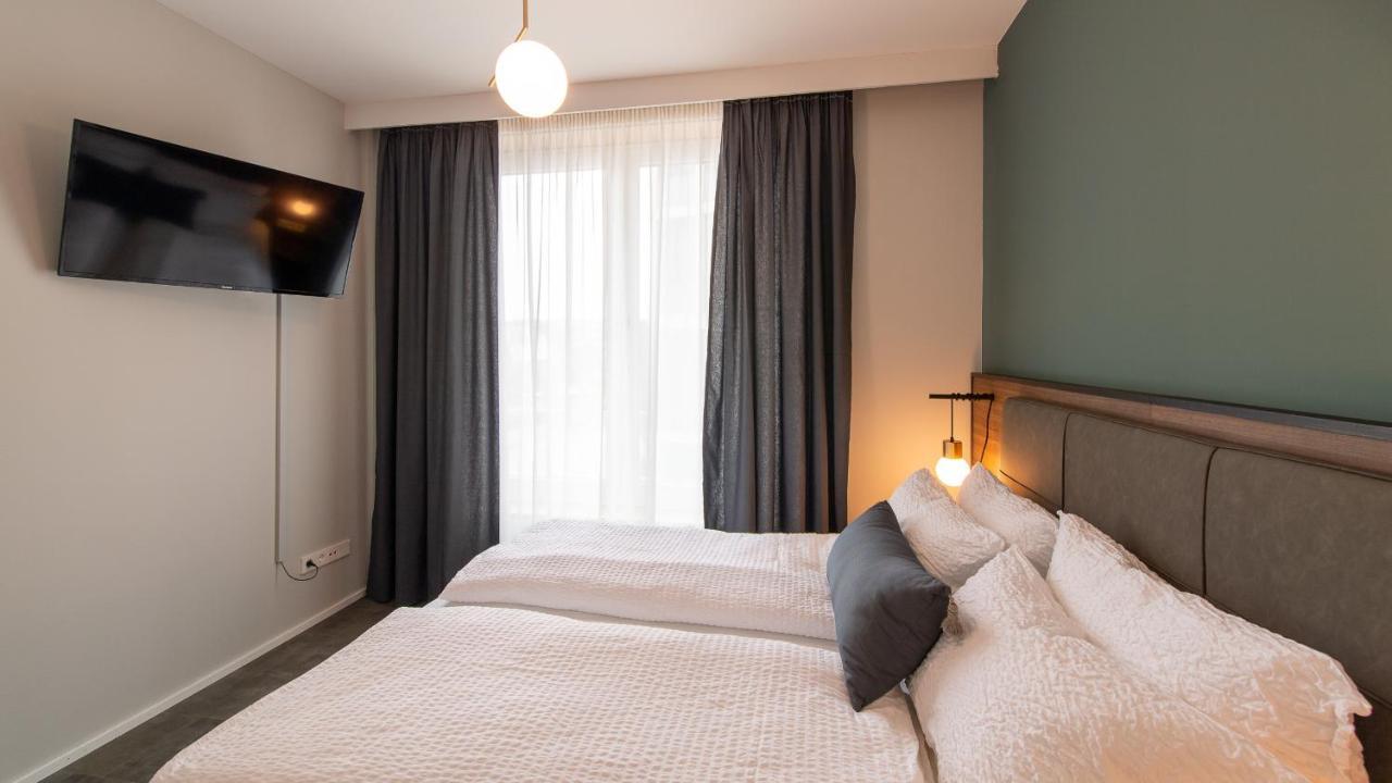 Metropol Apartments & Suites ทือบิงเงิน ภายนอก รูปภาพ